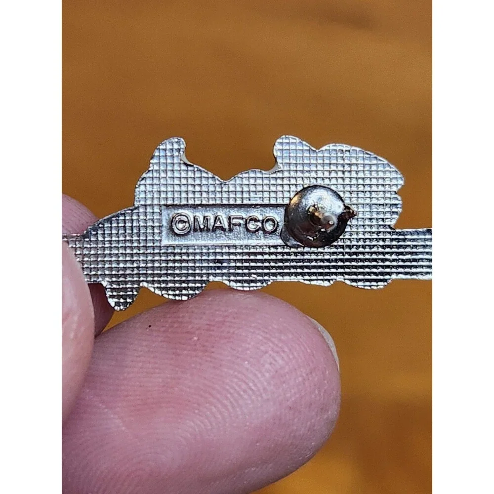 Vtg Firefighter Dalmation On Pole Hat Lapel Tie Pin Fire Dog